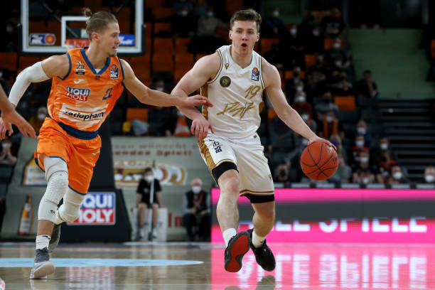 等因素息息 等因素息息