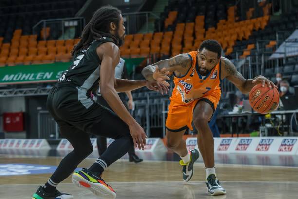 负的关键元 负的关键元